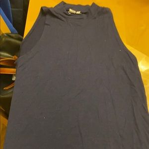 long sleeveless tunic